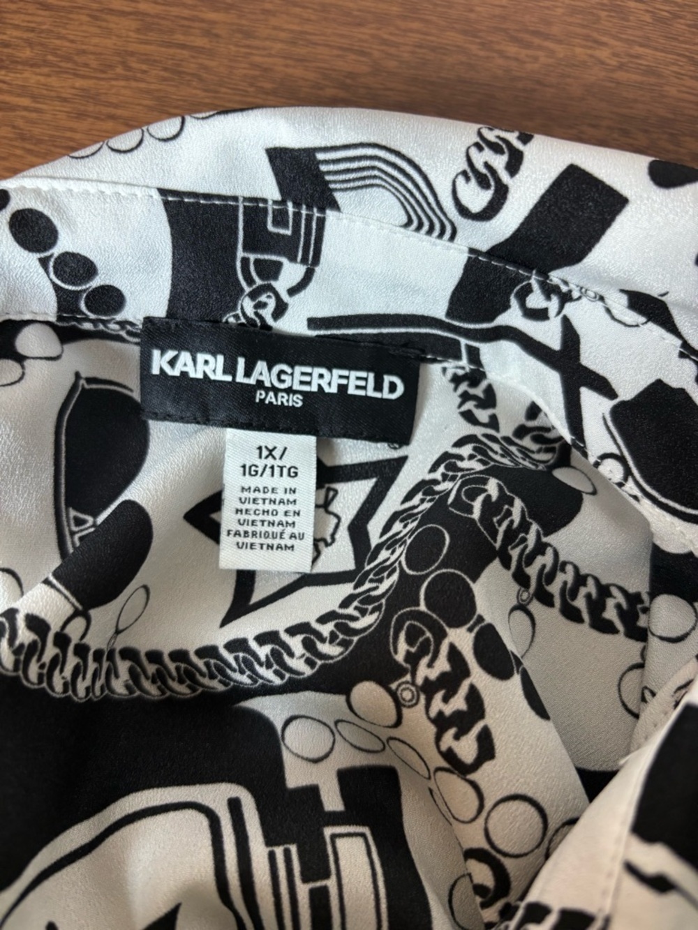 Karl Lagerfeld Black & White Graphic Button-Front Jacket - Picture 3 of 9